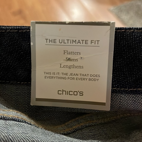 Chico’s 2.5 NWT Platinum Denim Ultimate Fit Jeans - Picture 7 of 7
